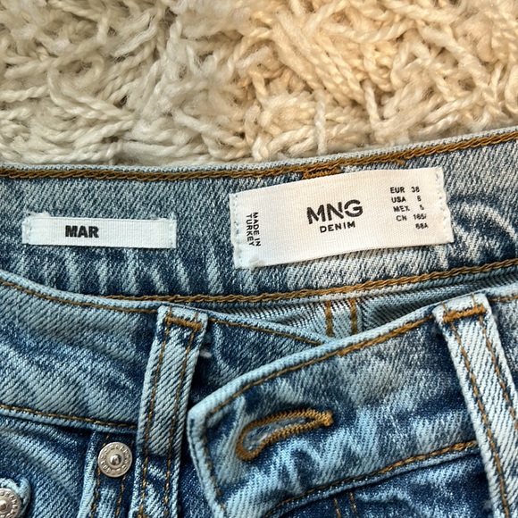 Mango Slim Fit Mar Acid Wash High Waisted Cropped Denim Jeans, Size 6 - Picture 2 of 5